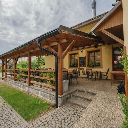 Hotel Taverna Javornik  Exterior photo